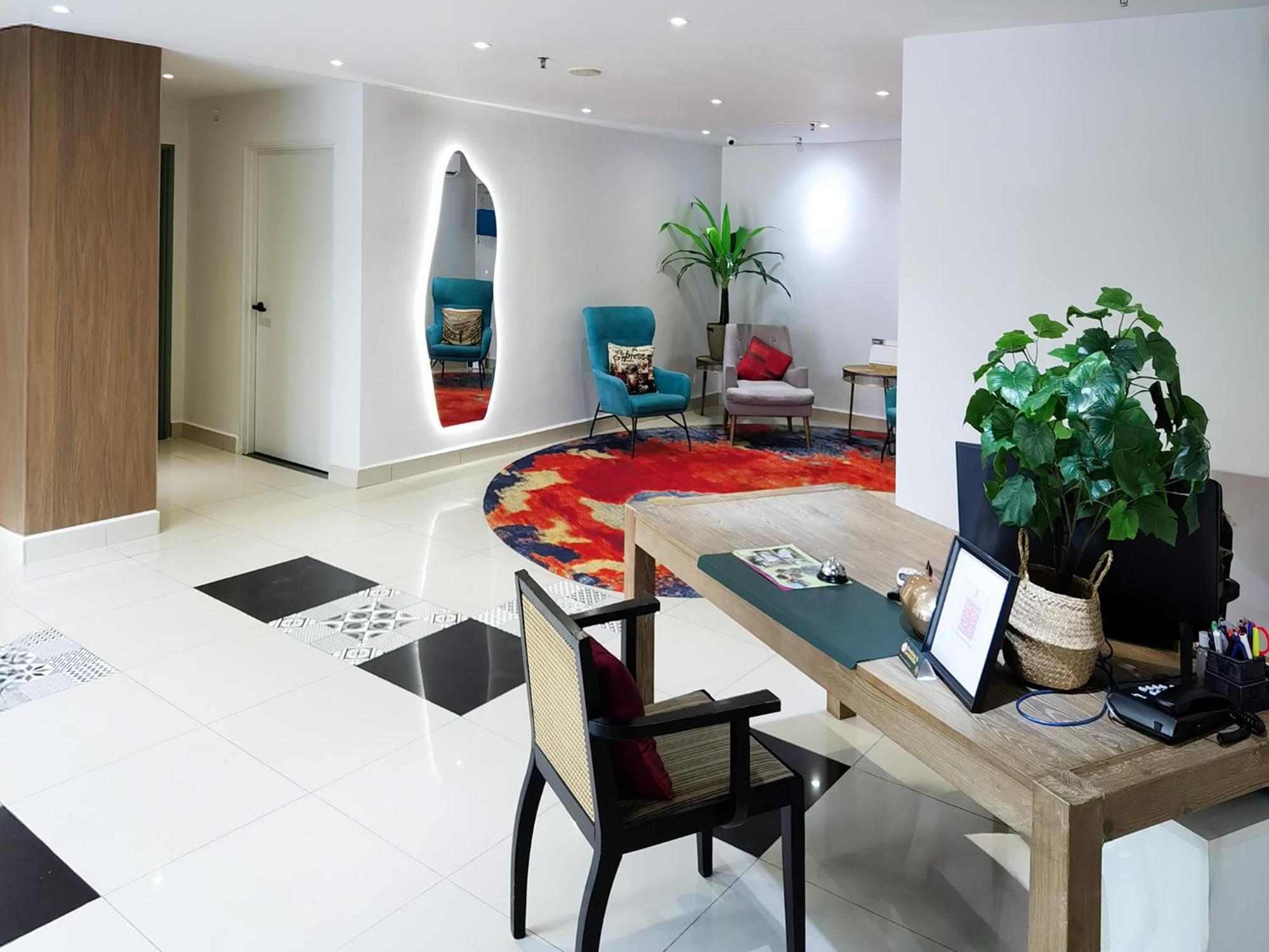 Living At Dsulaiman Hotel — Photos 3